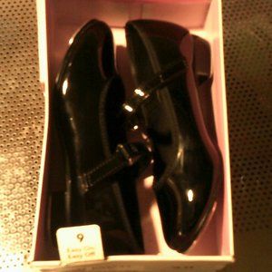 American Ballet Theatre Young Ladies Sz 9 kids Tap Dance Shoes (Like NEW)